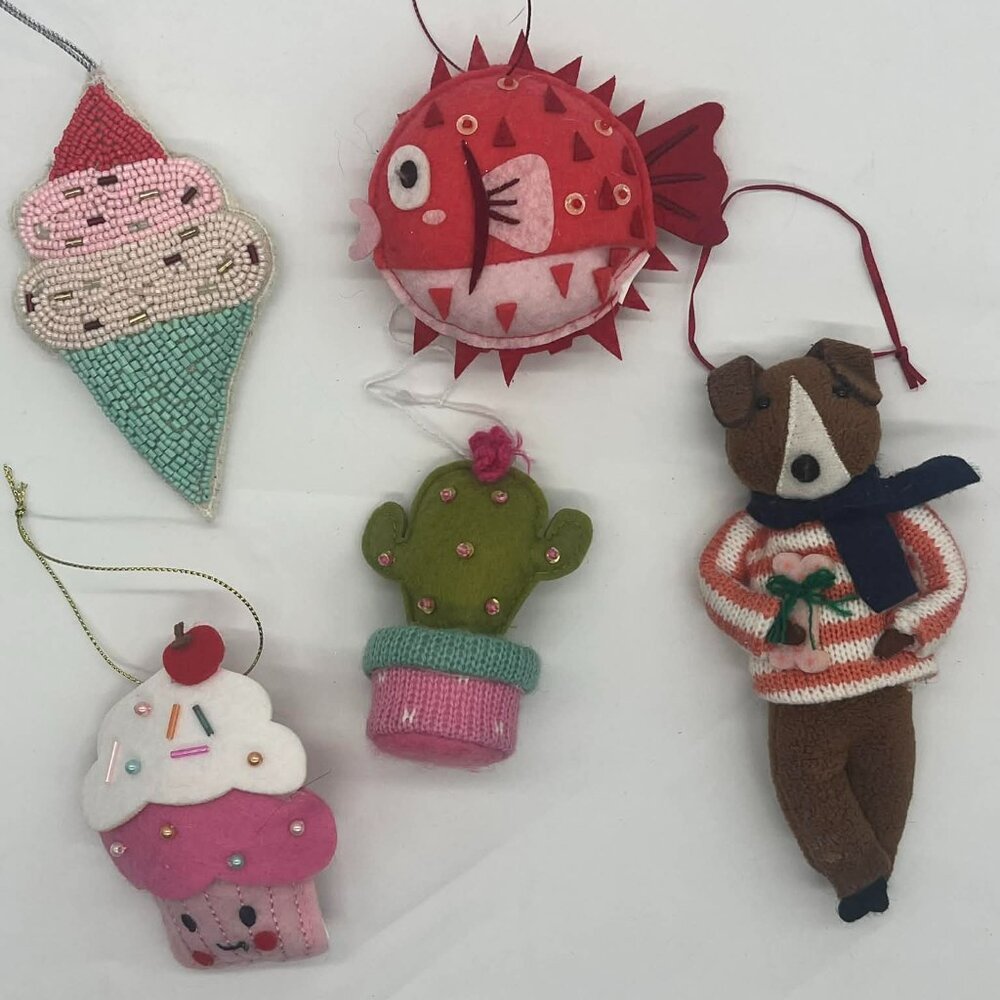 5 WONDERSHOP Target Shades of Pink and Red Felt plush Ornaments Cactus Cupcake